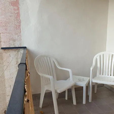 Le Logis De La Tour Apartment