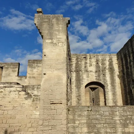 Le Logis De La Tour Apartment Avignon