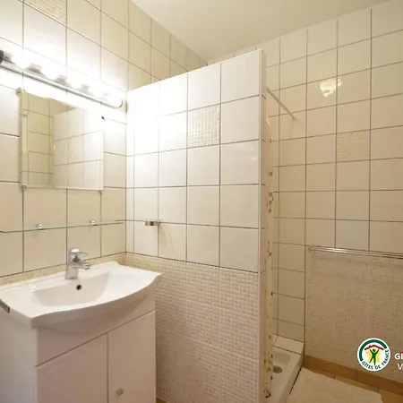 Le Logis De La Tour Apartment Avignon
